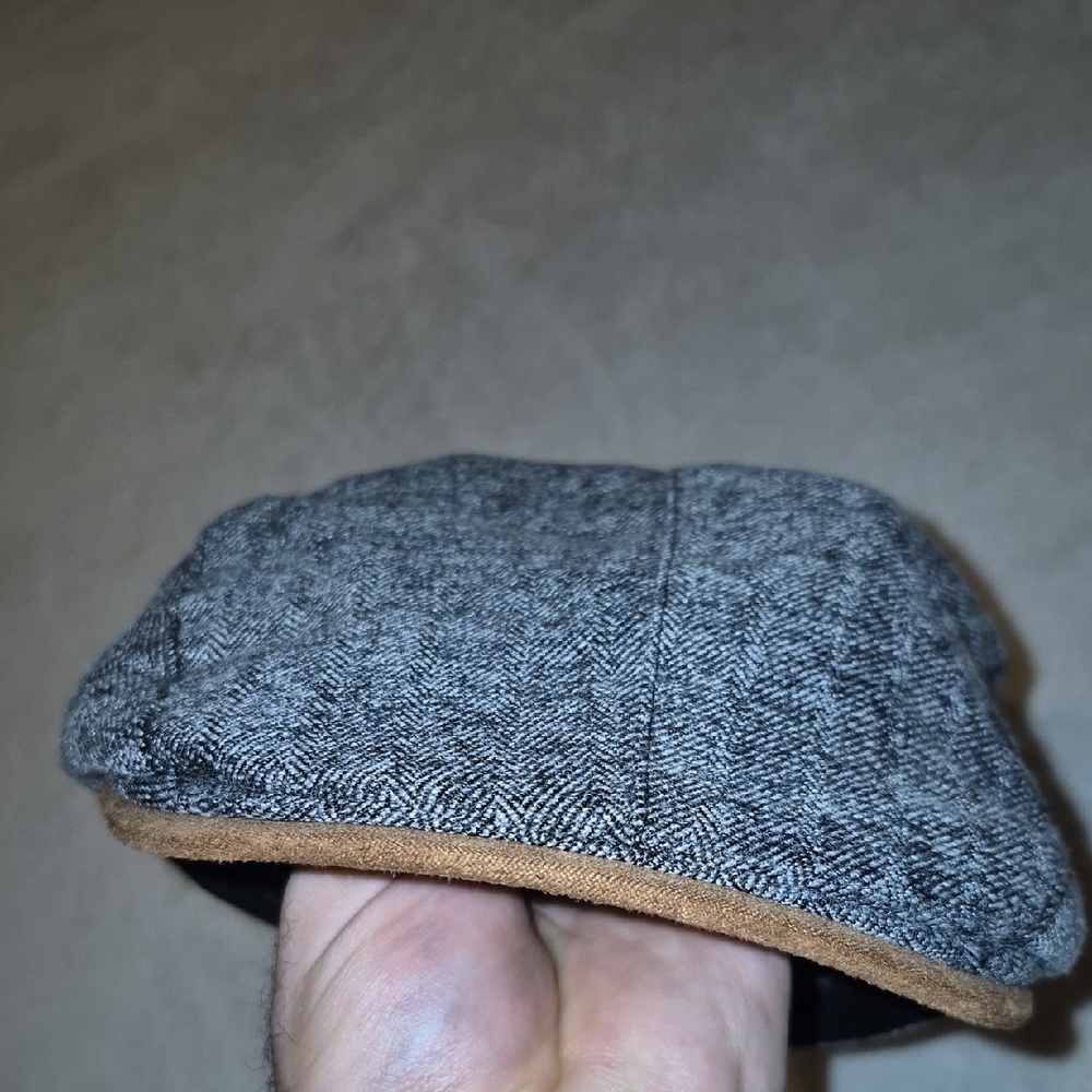 Vince Camuto Men's Gray Herringbone Hat - Picture 2 of 5